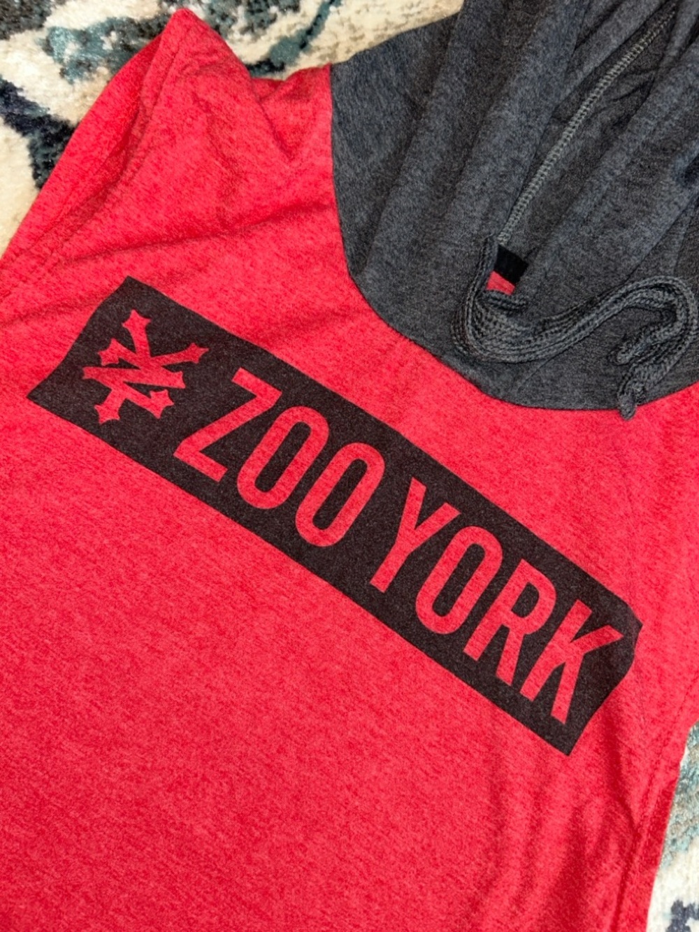 Zoo York Red and Charcoal Sleeveless Hooded Tank - Picture 3 of 6